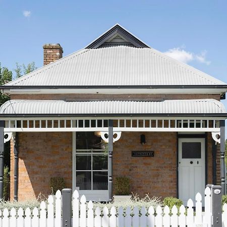 Prince Street Cottage - 1890'S Edwardian Gem Orange Exterior photo